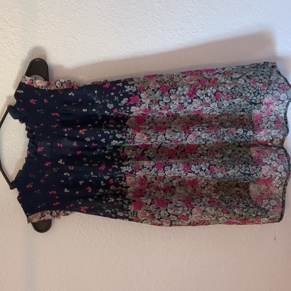 Maurices polyester top size L - Picture 6 of 11